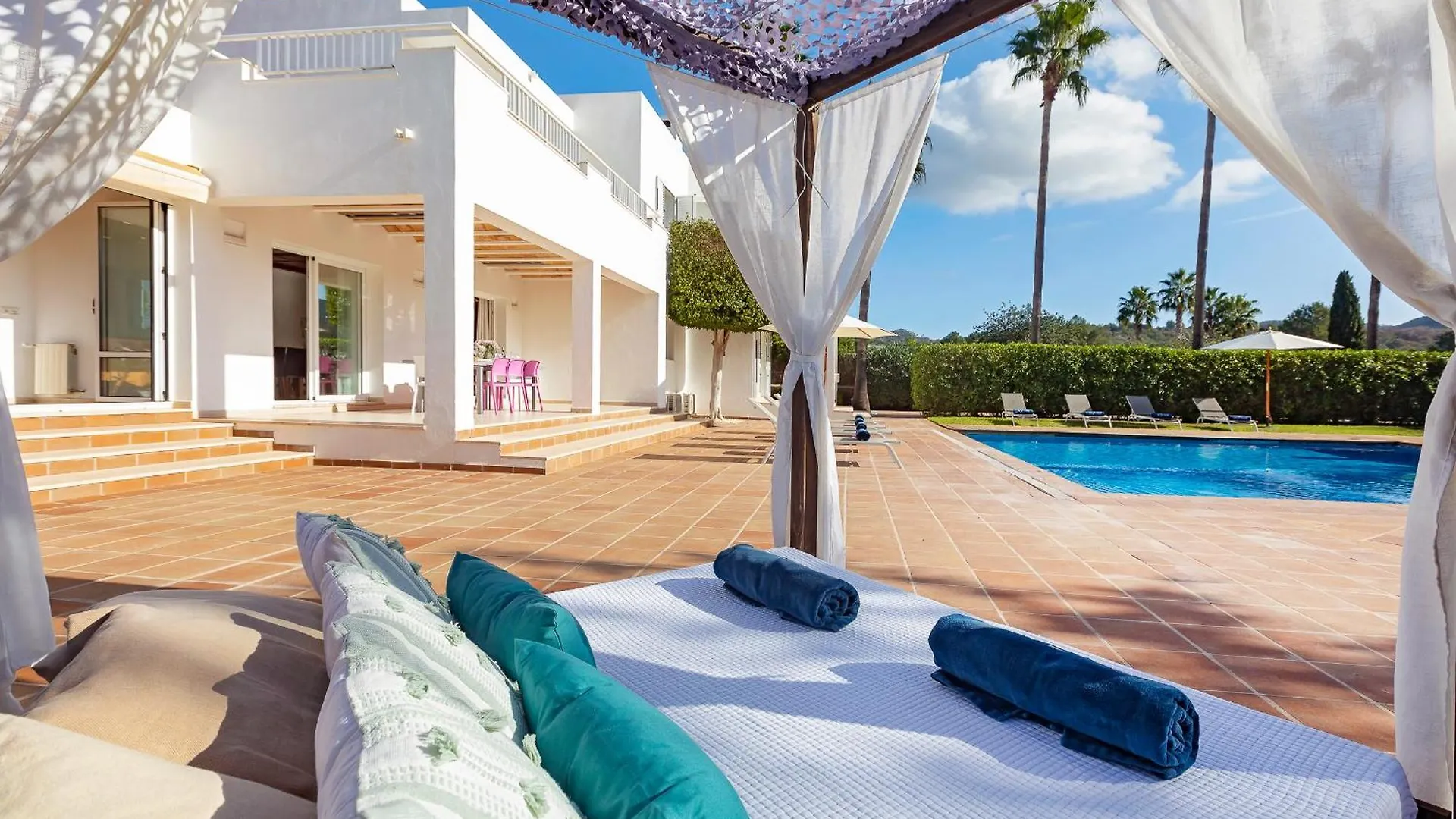 Villa Near Ibiza Town Sleeps 8 - Can Fluxa Can Furnet 0*,  Spanien