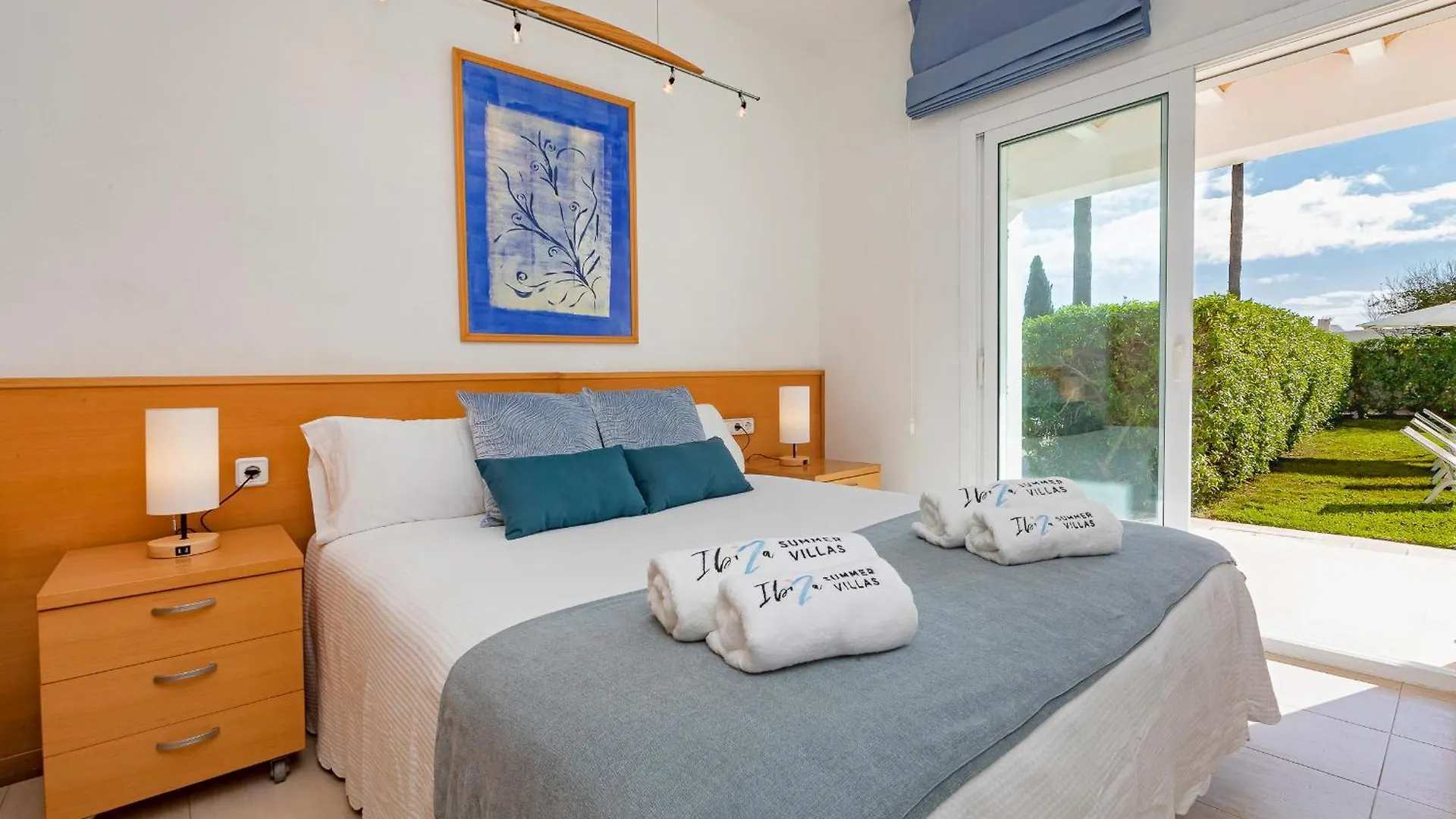 Villa Near Ibiza Town Sleeps 8 - Can Fluxa Can Furnet