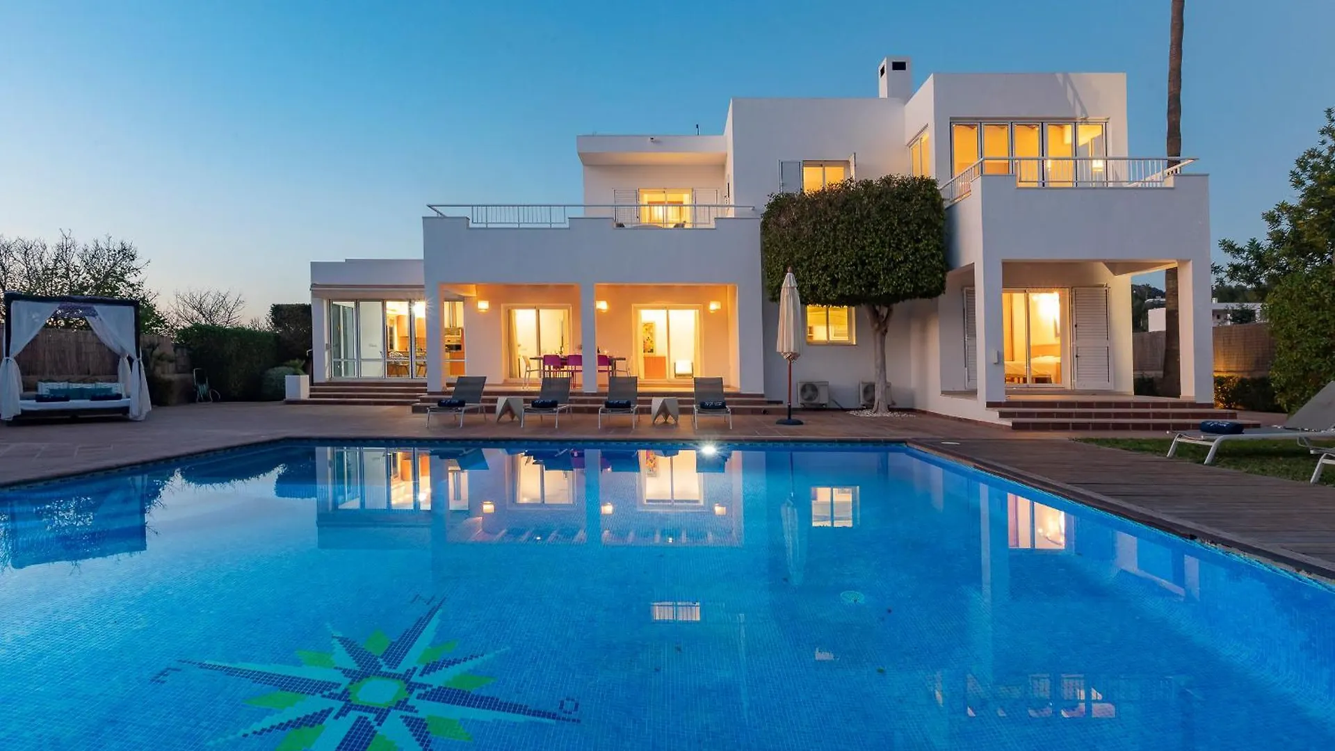 Villa Near Ibiza Town Sleeps 8 - Can Fluxa Can Furnet 0*,  Spanien