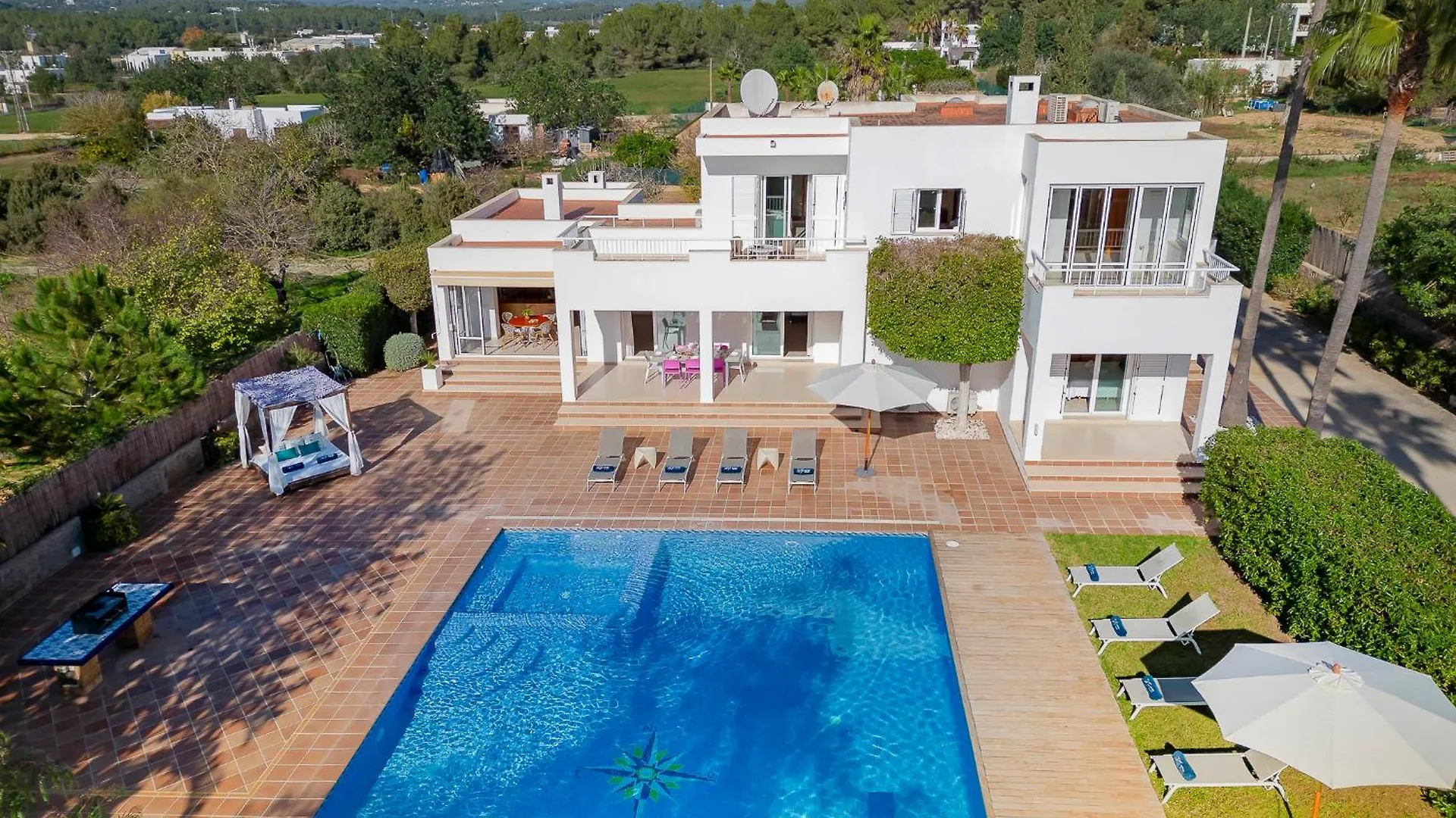 Villa Near Ibiza Town Sleeps 8 - Can Fluxa Can Furnet